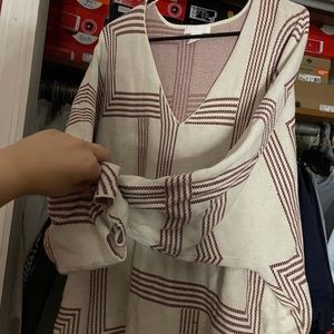 Sweater from H&M, size xl, tan and red